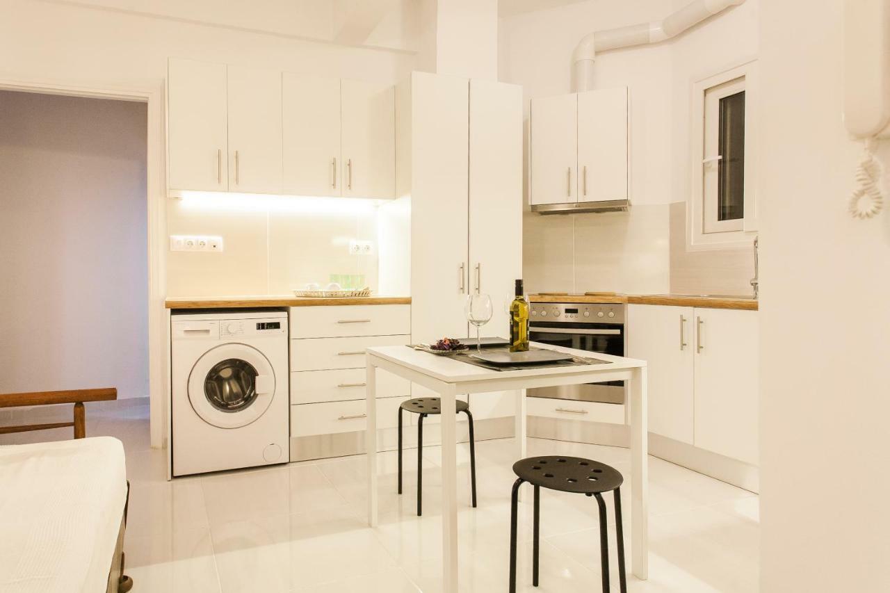 Classy Private Double Rooms In Apartment Next To Acropolis Athen Exterior foto