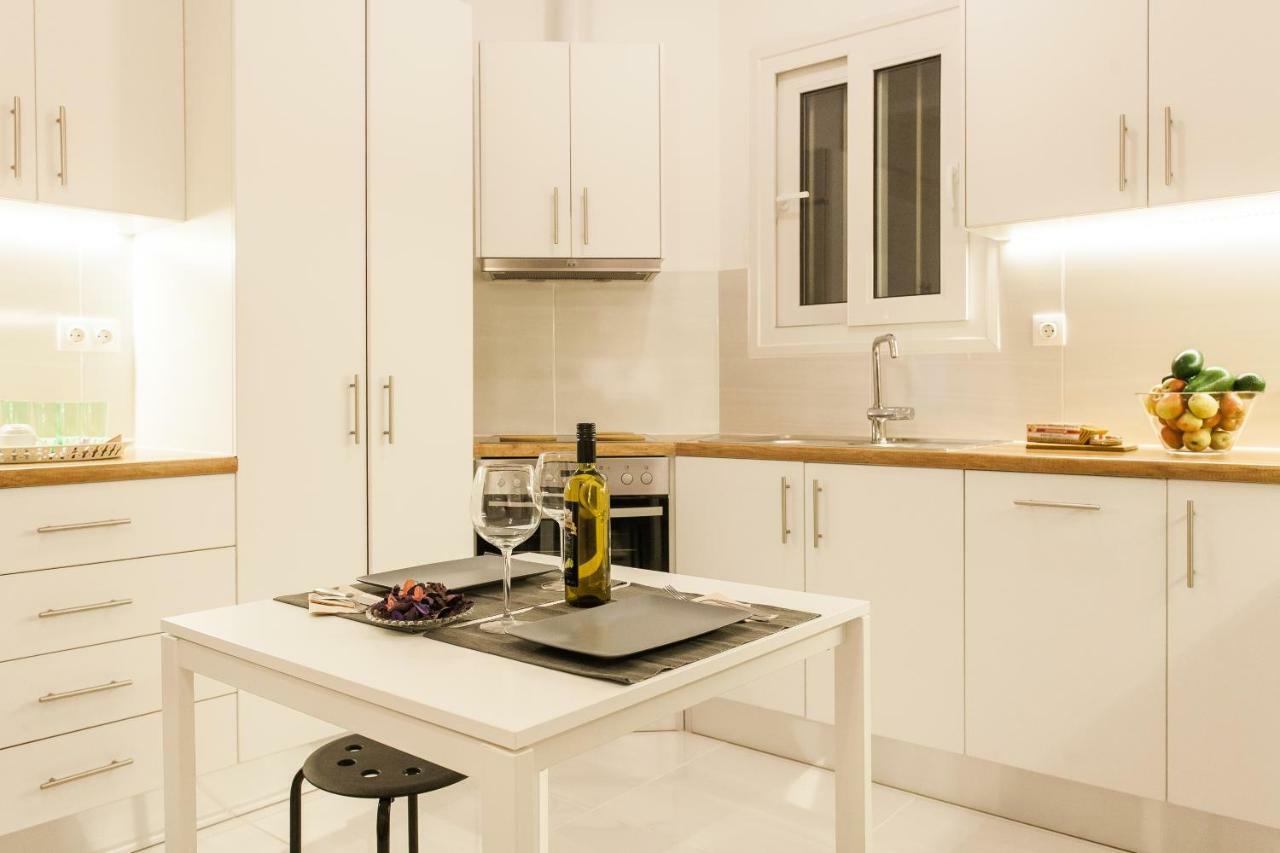 Classy Private Double Rooms In Apartment Next To Acropolis Athen Exterior foto